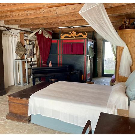 "La Casa Degli Ulivi Art B&B" Trecastelli Екстериор снимка